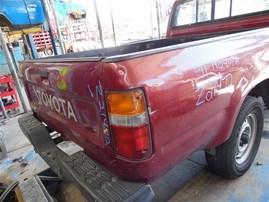 1991 TOYOTA PICK UP BASE RED 2.4 MT 2WD Z21472